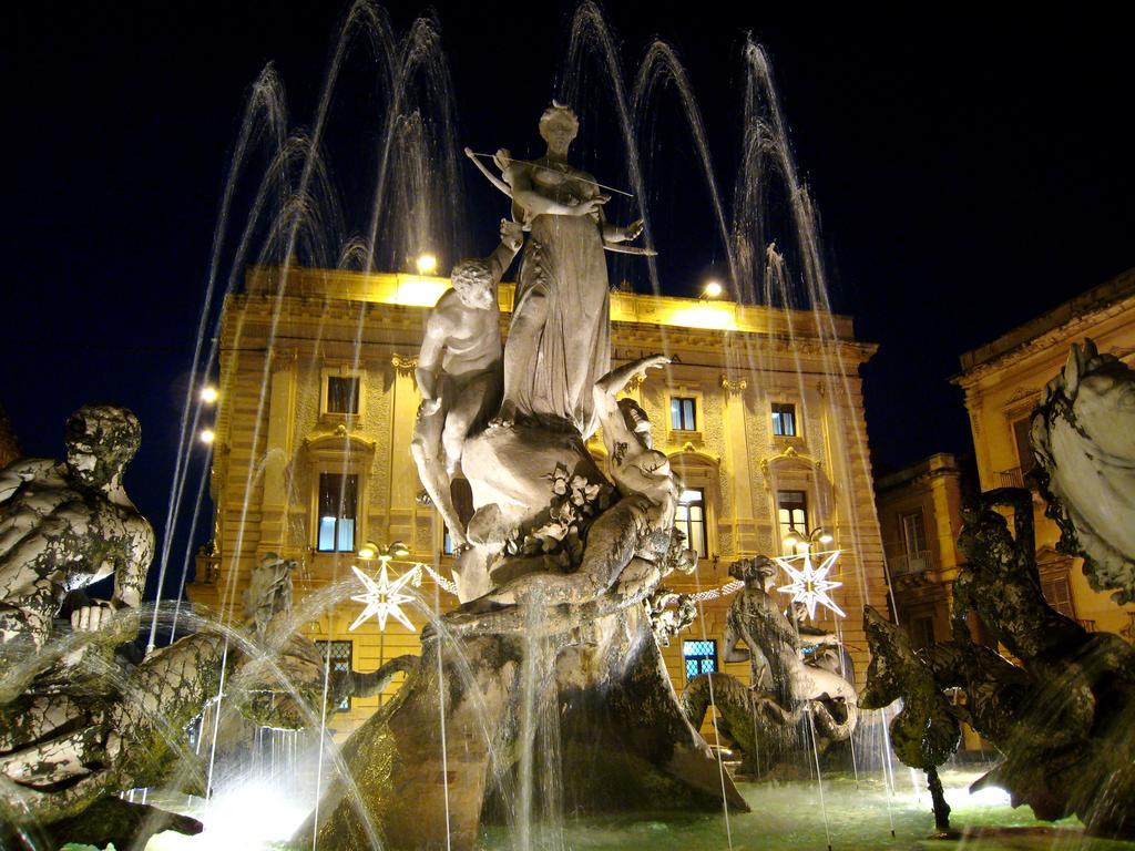 La Rosa Dei Venti Apartment Syracuse Bagian luar foto